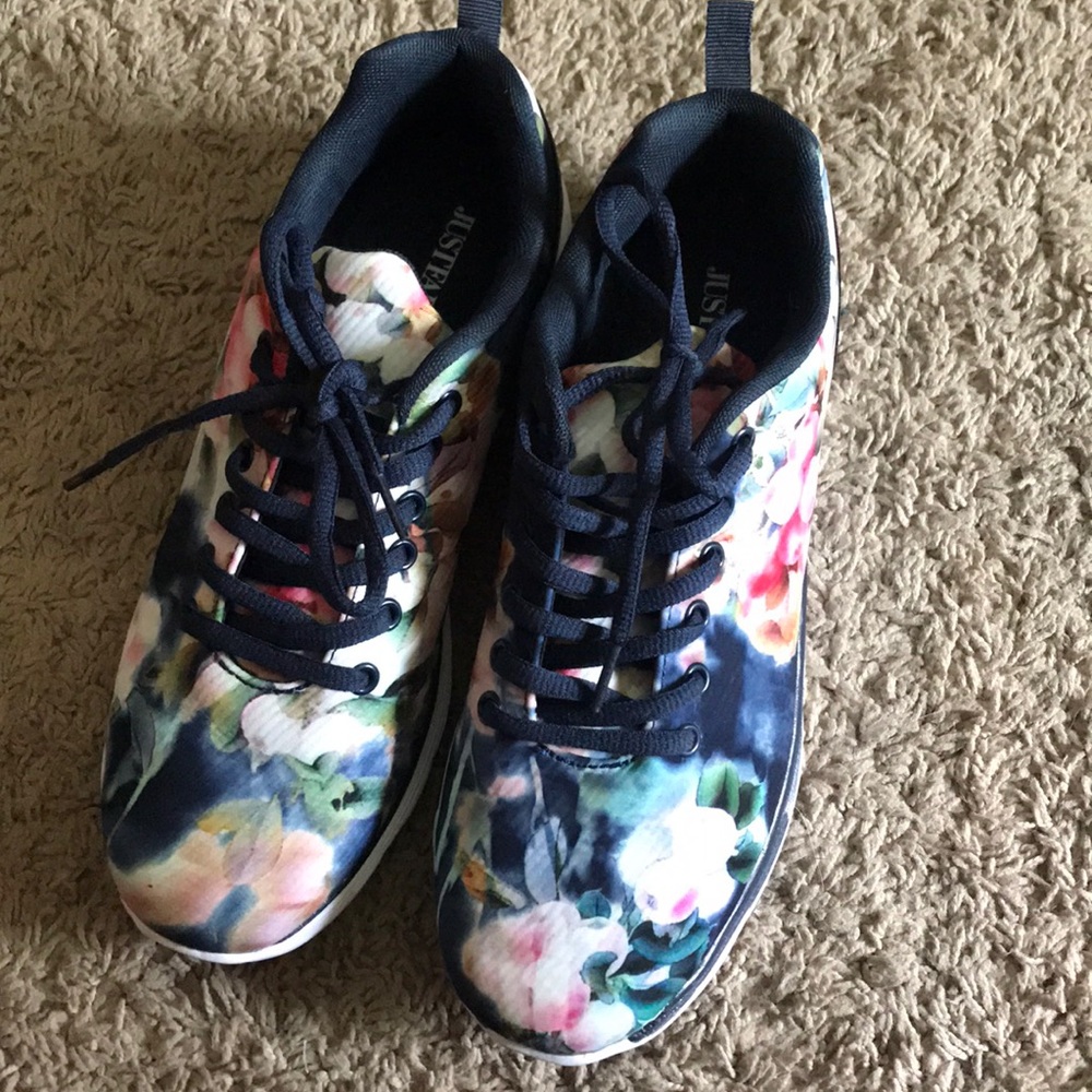 Blossom sneakers